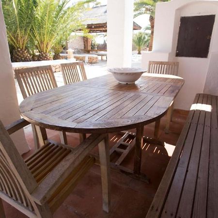 Villa Daniel 5 Mins By Taxi Into Ibiza Town Sant Jordi de ses Salines Extérieur photo