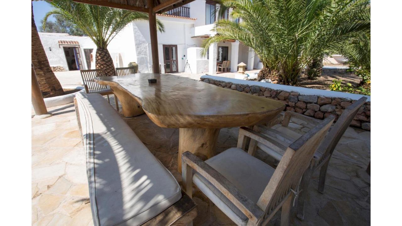 Villa Daniel 5 Mins By Taxi Into Ibiza Town Sant Jordi de ses Salines Extérieur photo