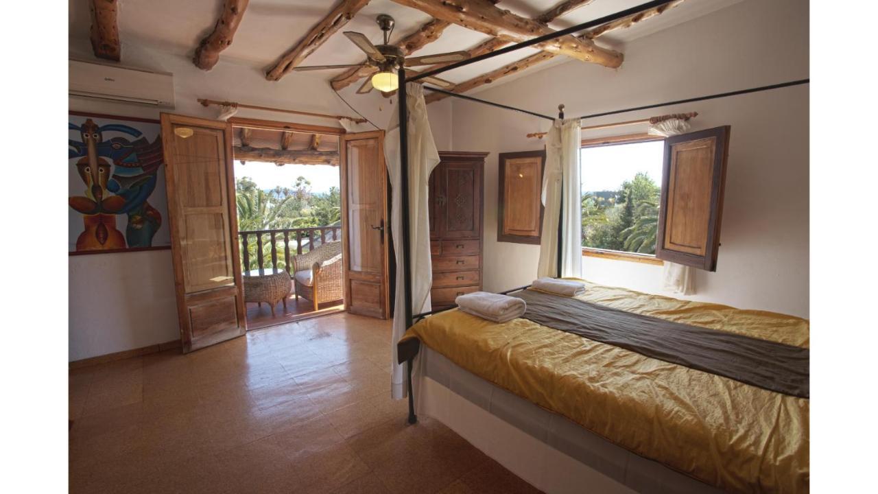 Villa Daniel 5 Mins By Taxi Into Ibiza Town Sant Jordi de ses Salines Extérieur photo